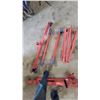 Image 5 : Red Steel Manual Drywall Lift Panel Hoist, Disassembled