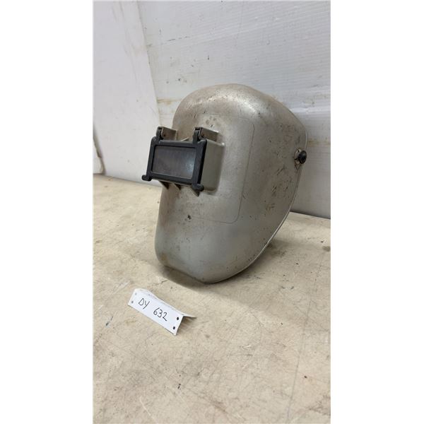 Passive Lens Welding Helmet with Flip-Up Shade
