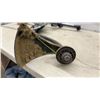 Image 6 : Toro Expand-It Gas-Powered Powerhead with Edger, Roto Tiller on and Trimmer Attachments