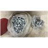 Image 4 : Self-Drilling Metal Roofing Screws with Hex Heads and 3 Red Spot Lights