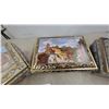 Image 4 : Nuremberg Christkindlesmarkt Decorative Lebkuchen Tins with Historical Market Scenes, Lot of Four