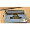 Image 2 : Webster XL-747 Portable Manual Typewriter in Light Blue with Automatic Repeat Spacer