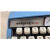 Image 6 : Webster XL-747 Portable Manual Typewriter in Light Blue with Automatic Repeat Spacer