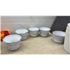 Image 8 : White Wooden Swan-Shaped Planter, Urn Planter, Ceramic Pumpkins, Fleurs & Jardin Pot, and More