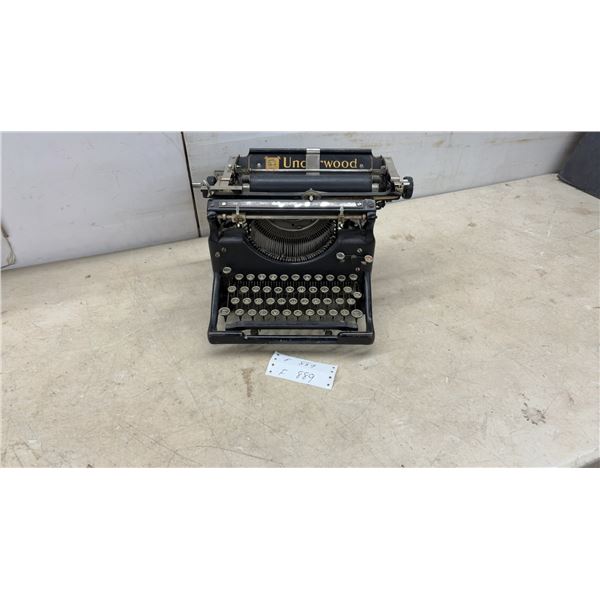 Vintage Underwood Standard No. 5 Manual Typewriter