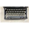 Image 2 : Vintage Underwood Standard No. 5 Manual Typewriter
