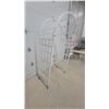 Image 3 : White Arched Garden Arbor with Lattice Side Panels