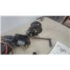 Image 5 : Viper 2000 12-Volt DC Electric Winch with Snatch Block, Hooks, Chain, and More
