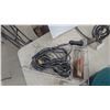 Image 5 : Brooder Lamp with Wire Guard and Extension Cord Plus