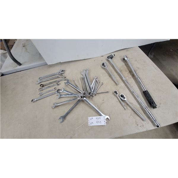 Chrome Vanadium Combination Wrench Set, Adjustable Wrenches, Ratchets 1/2" 1/4" 3/8", and 1/2" Torx