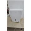 Image 1 : Omni Max COSSH170AEB/OM 30-Pint Portable Dehumidifier