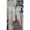 Image 4 : True Temper Contractor Square Point Shovel, Push Broom, and Snow Shovel