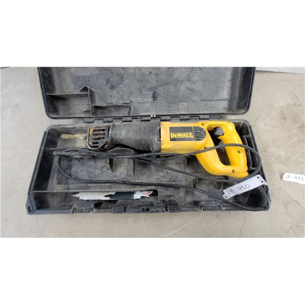 DeWalt Corded Reciprocating Saw with Carrying Case