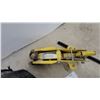 Image 3 : Blue Ridge Tools 2-Ton Yellow Scissor Jack with Handle and Emergency Auto Bag