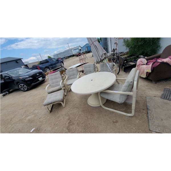 Outdoor Patio Furniture Set with Round Table 27" hgtx48" Diameter, Five Armchairs, Ottoman