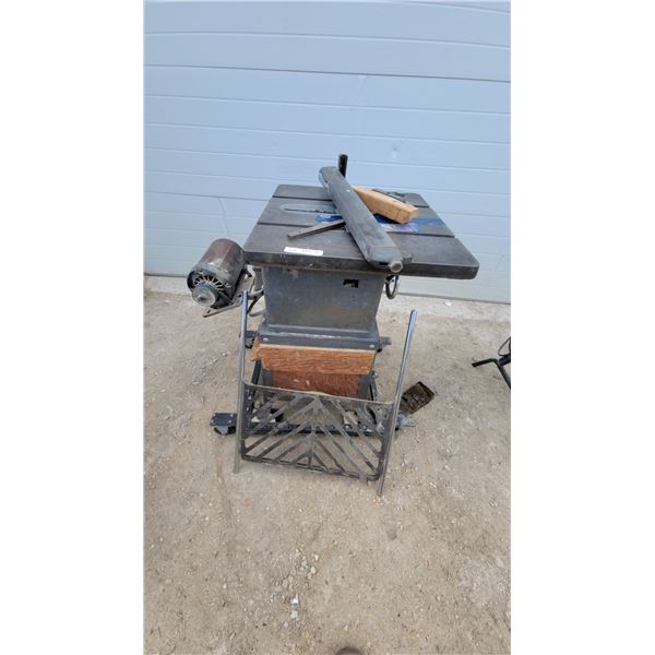 Beaver Model 3400 Table Saw with Stand and Accessories