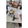 Image 1 : Shop-Vac 10-Gallon 2.0 Peak Horsepower Wet/Dry Vacuum with Attachments and Sledgehammer