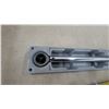 Image 3 : Click-Type Torque Wrench in Storage Case with Assorted Sockets and Extensions 1/2"