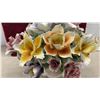 Image 5 : Capodimonte Style Italian Porcelain Floral Centerpiece in Footed Planter
