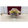 Image 8 : Capodimonte Style Italian Porcelain Floral Centerpiece in Footed Planter