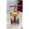 Image 4 : Radio Flyer Classic Tiny Trike Four-Wheel Wooden Ride-On with Bell and Streamers