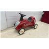 Image 6 : Radio Flyer #8 Retro Rocket Ride-On Classic Racer in Red with Steering Wheel