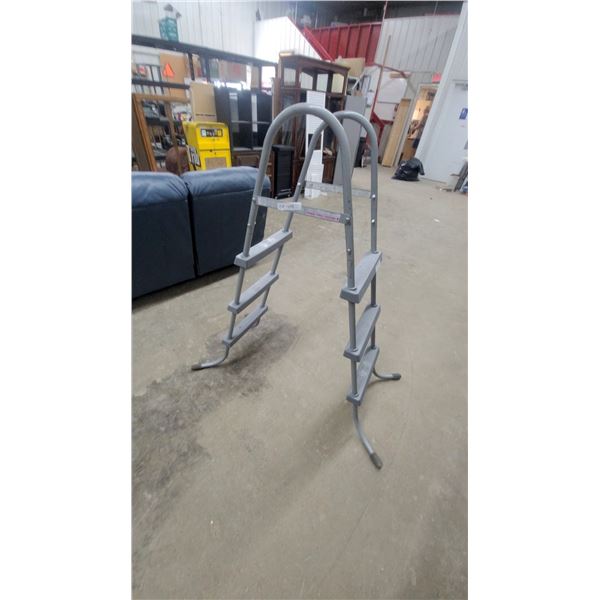 Above-Ground Swimming Pool Ladder with Dual-Sided Steps and Curved Handrails, Gray