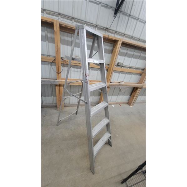 6' Aluminum A-Frame Step Ladder