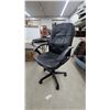 Image 2 : Black Faux Leather Executive Office Chair and Obusforme OB-920 Heated Back Support