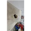 Image 3 : Vintage 1960s-70s Diamond-Cut Glass Globe Swag Lamp with Brass-Tone Hardware and Chain