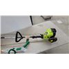 Image 4 : Poulan P2500 Gas-Powered String Trimmer and Weed Eater Excalibur String Trimmer