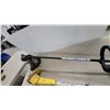 Image 5 : Poulan P2500 Gas-Powered String Trimmer and Weed Eater Excalibur String Trimmer