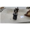 Image 3 : Whiteley Hydraulic Motor, Hydraulic Motor/Pump, and Multi-Sheave Pulley Block