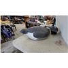 Image 3 : Canada Goose Full-Body Hunting Decoy with Assorted Replacement Head 5x
