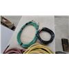 Image 4 : Lot of Assorted Air Hoses in Various Lengths and Colors with Quick-Connect Fittings