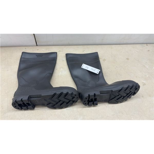 New Steel Toed Rubber Boots, Size 10