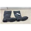 Image 1 : New Steel Toed Rubber Boots, Size 10