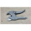 Image 4 : AmazonBasics PC-42mm Ratcheting Plastic Pipe Cutter, 1/8" to 1-5/8" Capacity, Lot of 2