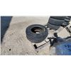 Image 4 : 2x Tires 17.5-16sl