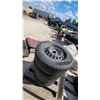Image 2 : 4x Tires and Rims 245/65R17
