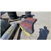 Image 5 : Int. LoadstaR Hood