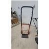 Image 4 : Scotts Speedy Green 1000 Broadcast Spreader and Hand Truck