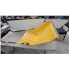 Image 2 : Era Pro Snow Pusher Shovel with U-Shaped Handle and Metal Wear Strip, Yellow