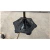 Image 2 : Vintage Cast Metal Bridge Arm Floor Lamp with Hand-Painted Milk Glass Shade, Circa 1920s-1940s
