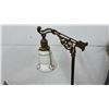 Image 7 : Vintage Cast Metal Bridge Arm Floor Lamp with Hand-Painted Milk Glass Shade, Circa 1920s-1940s