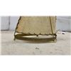 Image 4 : Mid-Century Modern Sail-Shaped Table Lamp with Fiberglass Shade and Brass Frame, 1950s, 12 1/2" H