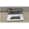 Image 2 : Proto 2000 Series Limited Edition HO Scale F7A Locomotive Santa Fe #258