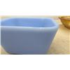 Image 9 : Amber Carnival Glass Hen on Nest Dish, Green Measuring Cup, Pyrex Refrigerator Dish.