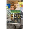 Image 4 : Box of Vintage Vinyl Records Including Johnny Horton, Hank Williams, Paul Anka, and More