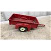 Image 7 : Ertl International 1066 and John Deere 4020 Die-Cast Toy Tractors, Trailer, and More